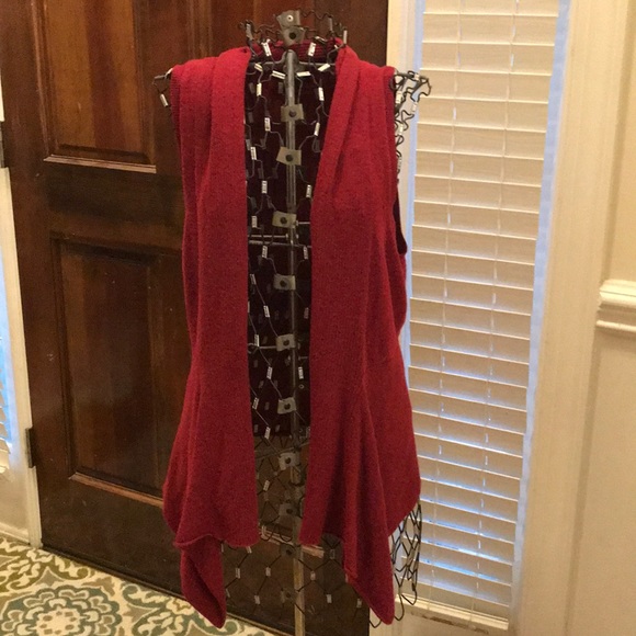 ⭐️ 3/$15: Banana Republic Lambs’ Wool Blend Vest - Picture 1 of 4